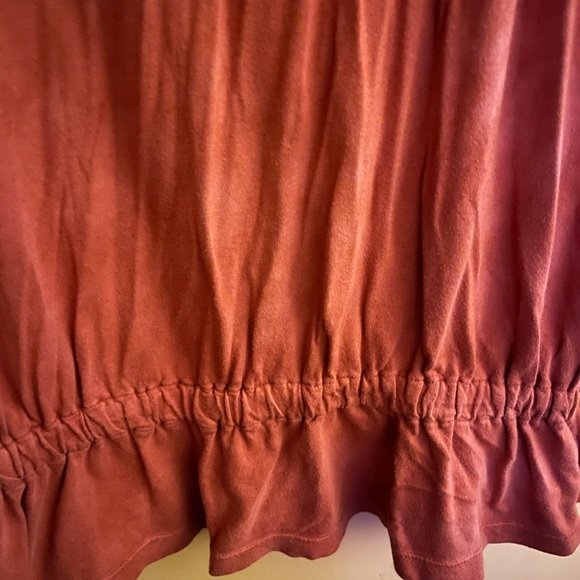 💎Embroidered Rust Top💎 - Picture 4 of 6